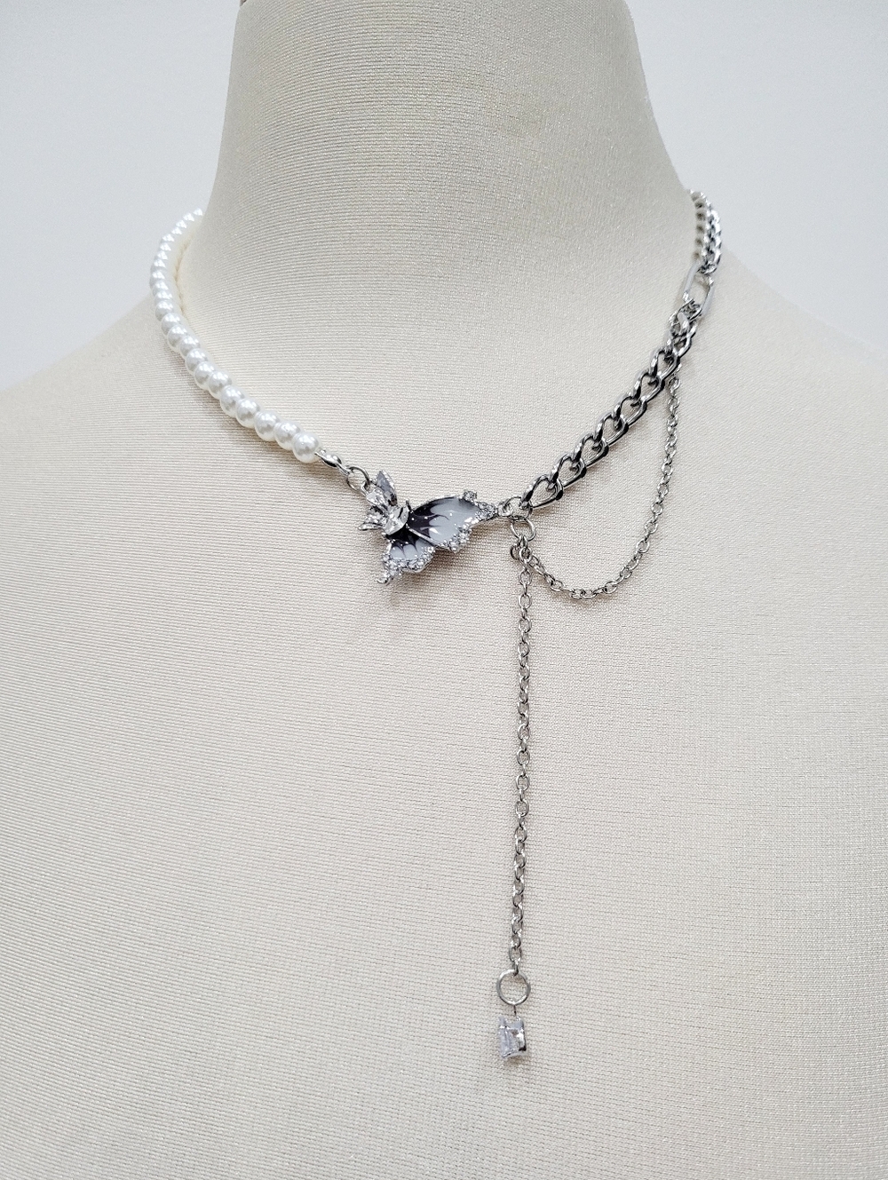 Brand New Stainless Steel Pearl Butterfly Necklace
